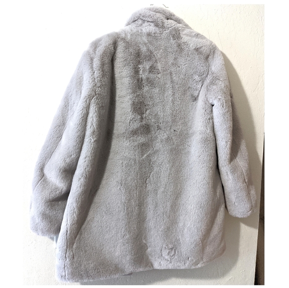 ⭐ HP ⭐ Apparis Soft and Warm Cloud Gray Teddy Coat - Picture 5 of 8